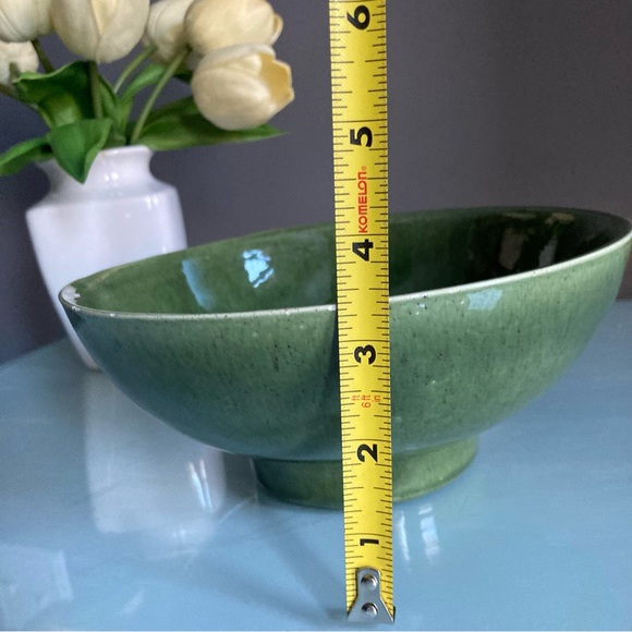 Haeger Pottery Green Bowl - Picture 5 of 6